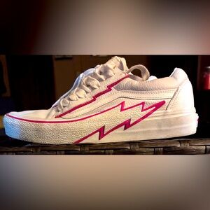 Vans White Sneakers with Pink Insole